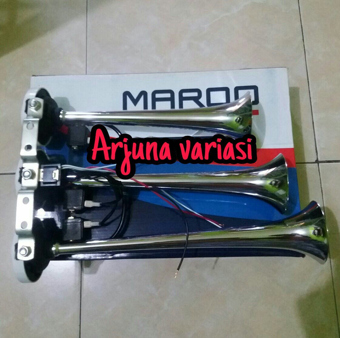 eckouwais's tweet photo. Jual telolet maroo 3corong 5nada 24v/12v hanya 750000.0, lihat gambar klik https://t.co/L7AO2bLe7Y https://t.co/BAlFR1IF8f