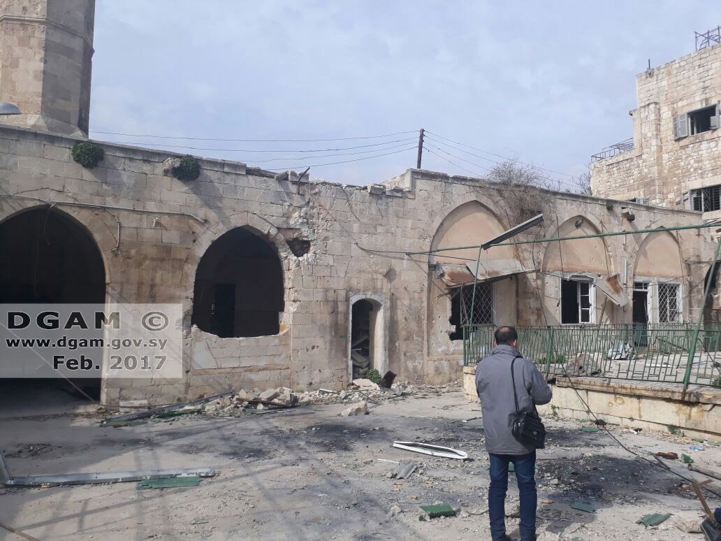 In Photos: Damage of #Owch_Khan, #Souk_Al_Nahassein and #Zaki_Mousque in old Alepp.. For more: bit.ly/2kB8qMx