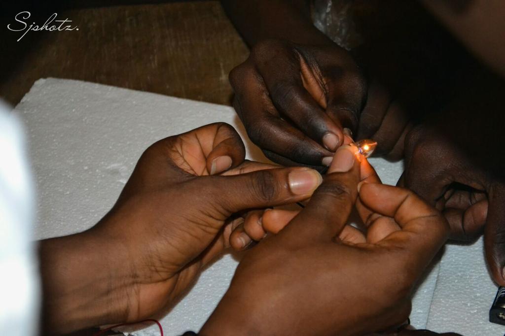 MobileLabGhana's tweet photo. Day 2 of the Science Roadshow takes place tomorrow. There will be an exclusive coverage by Tek tv. Watch out for it. #ScienceRoadshow https://t.co/taQ6AaXyYu