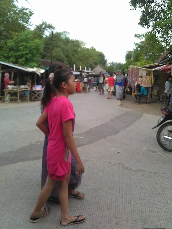 RumahPangan's tweet photo. Pasar Semut di desa #Sidokare Ampelgading Pemalang. https://t.co/sN9RuzbTuu