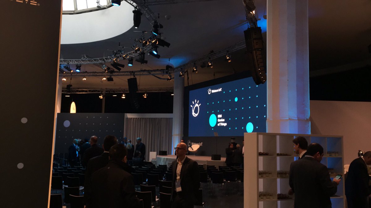 CTInnovatik's tweet photo. En Múnich, expectantes ante lo que @IBMSoftware_es nos tiene preparado #WatsonIoT #iot #GeniusofThings https://t.co/DhEklOQcSD