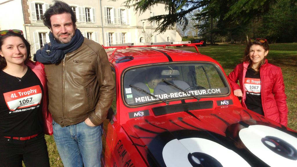 SolidatlasAsso's tweet photo. @M_recruteur  / @frederikcousin partenaire de notre aventure @4L_Trophy 
Un grand merci !
#aventure #solidarité https://t.co/tiLwSnhMzS