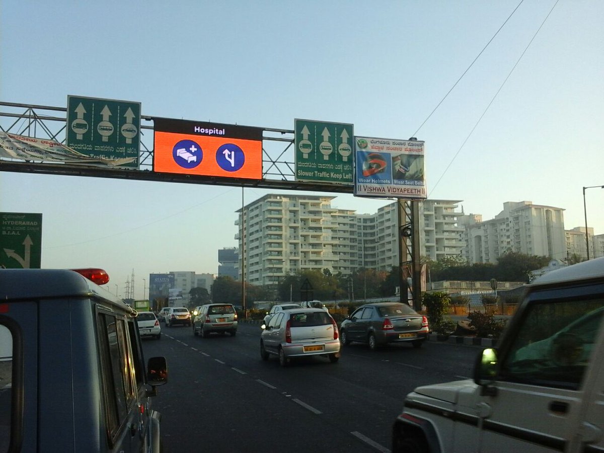 DCPTrEastBCP's tweet photo. Cloud-based real time Variable Messaging System (VMS) installed as a pilot by @blrcitytraffic at Hebbal Jn with 3M. @CPBlr @AddlCPTraffic https://t.co/LvIM2AygHr