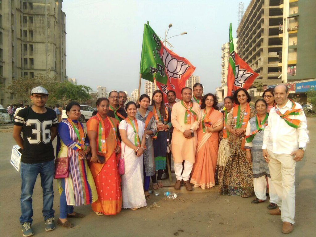 MonaAdvaniBJP's tweet photo. @BJPRaigad @MLAPrashantthak @Dev_Fadnavis @devang #Vote4BJP #BJP4ZP # https://t.co/BFNV5vUzLw
