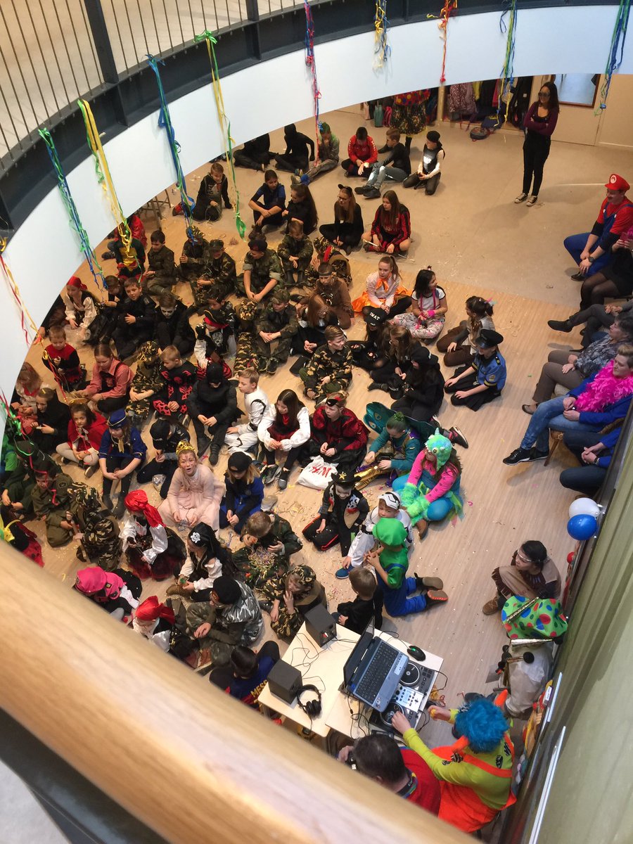 Carnaval barst los in 't Trefhuus