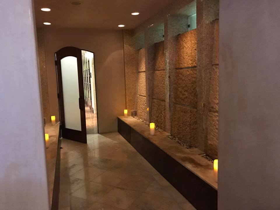 carmensluxtrvl's tweet photo. Do not miss out on @ArrabelleVail fabulous spa!  I had a wonderful massage before sadly heading home. #vailmtn #snowdotcom #thisisepic https://t.co/10C8mg2kia