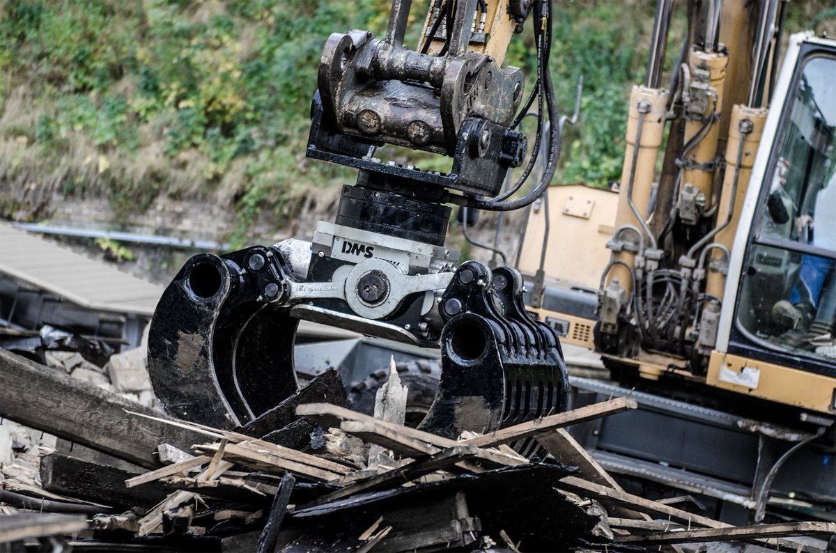DMStec's tweet photo. Durchdachte Bauweise! Keine Schläuche unterhalb des Antriebes!
#sortiergreifer #abbruchgreifer #dms #dmstec #abbruch #galabau #baustelle https://t.co/hOGMGOtCqB