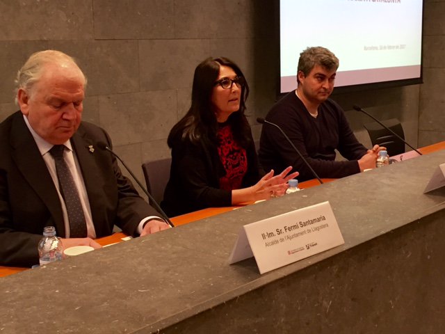 transit's tweet image. 📝 La directora de l'SCT @DomenechEugenia inaugura la jornada:
1️⃣0️⃣ anys de Plans Locals de Seguretat Viària a Catalunya #PLSV #viària