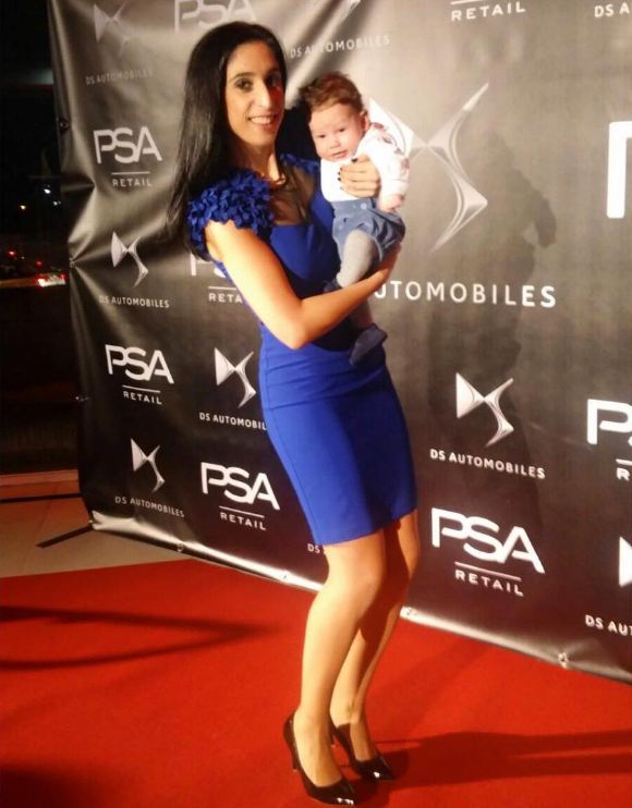 StellantisYou's tweet photo. @Amandachic_  disfrutó de la noche #psaretailvigo #DSPerformanceTour Gracias Amanda ! @DS_Espana https://t.co/57kL7Ueg1G