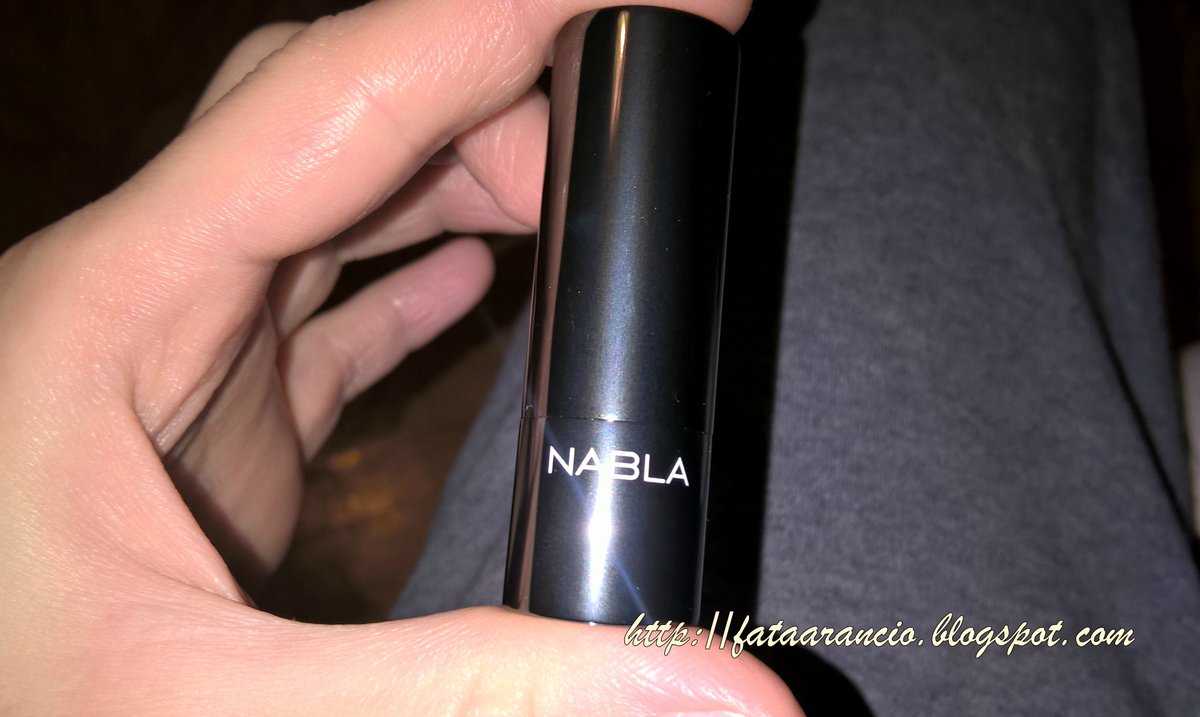 FataArancio's tweet photo. @MakeupNonSolo @frankgabbani io quando sento "Comunque vada Panta Rei" penso al rossetto di @NablaCosmetics 🤣 #cosedablogger https://t.co/bDSyH7FVt2