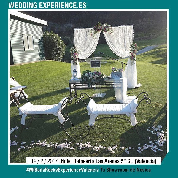 ¿Boda a la vista? No te pierdas nuestro stand este domingo en el hotel Las Arenas. #novias #showroom #bodas <a href="/MibodaRocks/">Mi Boda Rocks</a>  #Valencia #wedding