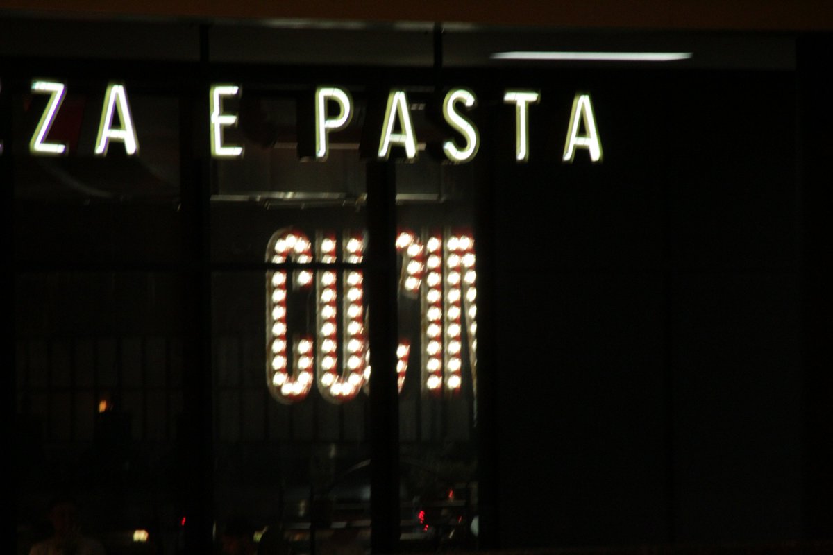 DancingPolygon's tweet image. tmblr.co/Zb5tei2IWmlb8 - Pasta  // Dancing Polygon  #photography #atmosphere #night #light