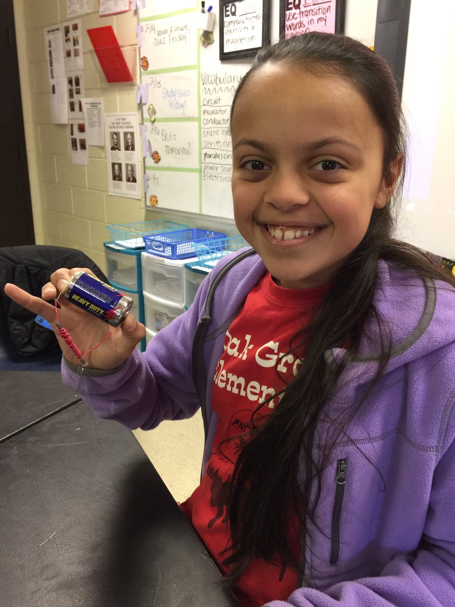 5thOakGrove's tweet photo. Building an Electromagnet in science center work today! How many paper clips can you pick up? 😀👍🏻 @oges_faa #OGESEaglePride https://t.co/U6NMWbXfBK