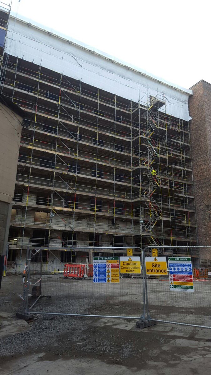 AscEdinburgh's tweet photo. Temp Roof, Lower Dens, Dundee https://t.co/muaBFaWbyT