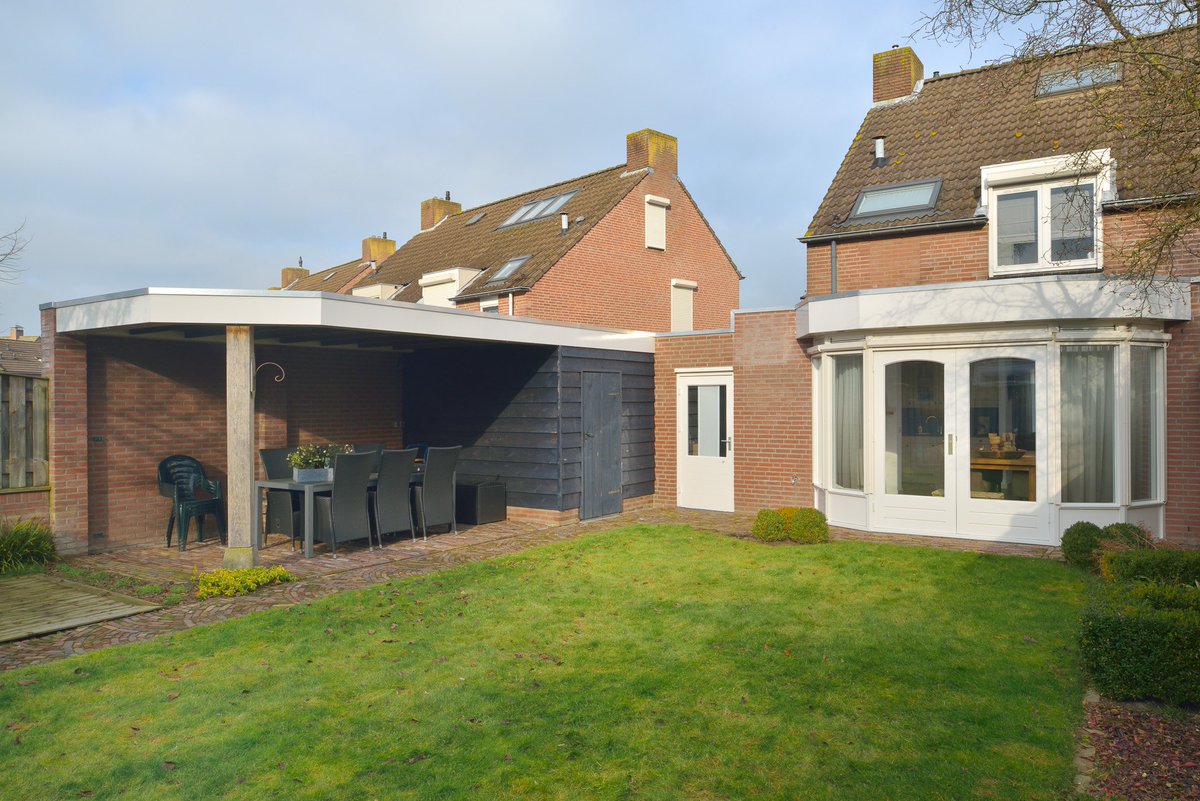 roypeters's tweet photo. Op zoek naar een mooie #tweekapper #geffen? Vrijdag 17-2 tussen 16:30- 17:30  #openhuis. https://t.co/BxuM9BU3bX https://t.co/Uf8a1ZG6xU