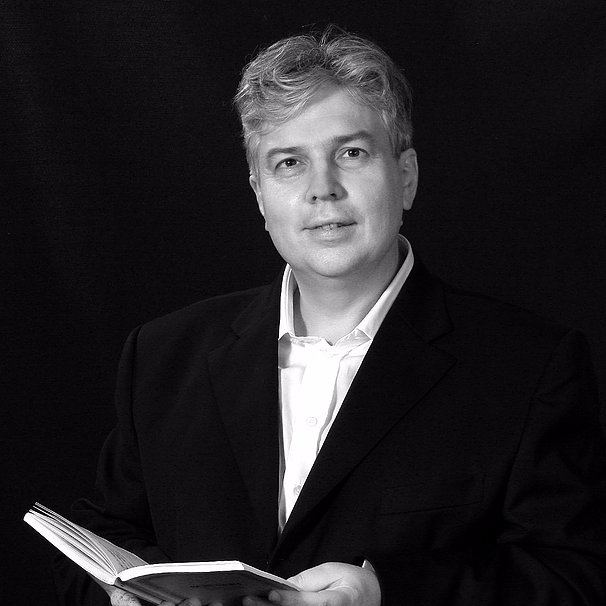Classicagenda's tweet photo. [ Félicitations ] Le grand Prix Antoine Livio 2016 🏆 de la Presse musicale Internationale a été décerné à Jean-Yves Ossonce @critiq_musicale https://t.co/xo9qSmLuhx