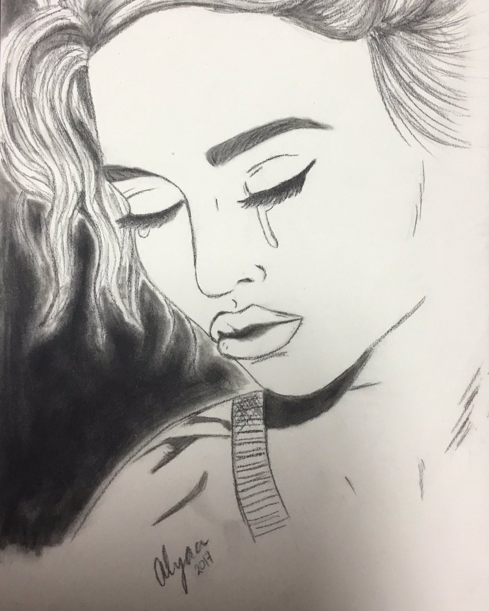 Alyaa_Al_Asfoor's tweet photo. A certain darkness is needed to see the stars✨.
#characoal #sketch https://t.co/jRTqb4Crez