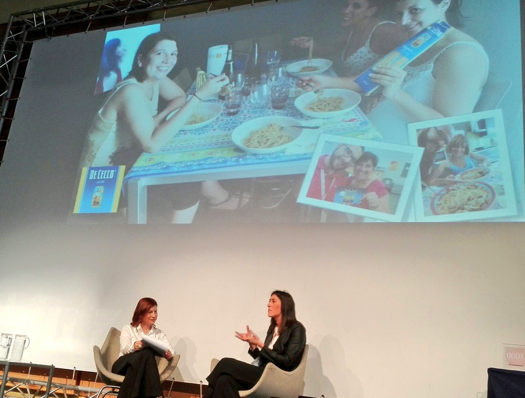 Mediatyche's tweet photo. Bonvicino di @trnd_italia: il marketing collaborativo ha un cuore antico, il passaparola è sempre esistito. Sfruttiamolo! #foodmatch2017 https://t.co/klMwiqPQmZ
