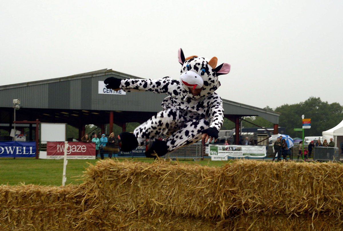 SuffolkAg's tweet photo. We have #youngfarmer membership for members of @NFYFC for £25 - includes members tickets to @SuffolkShow! #supermoo https://t.co/qPXBApWIMt https://t.co/zS11c2yOJg
