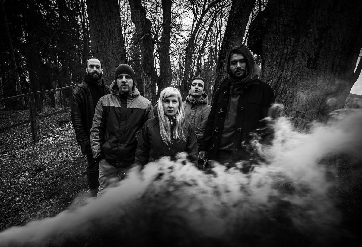 VivalaCZ's tweet photo. nové #albumTýdne Náchodské crossover skupiny B_side dostalo název Ocean Of Sick→ https://t.co/01c3OH0TQa #metal #hcmetal #crossover #screamo https://t.co/0ishtLCp46