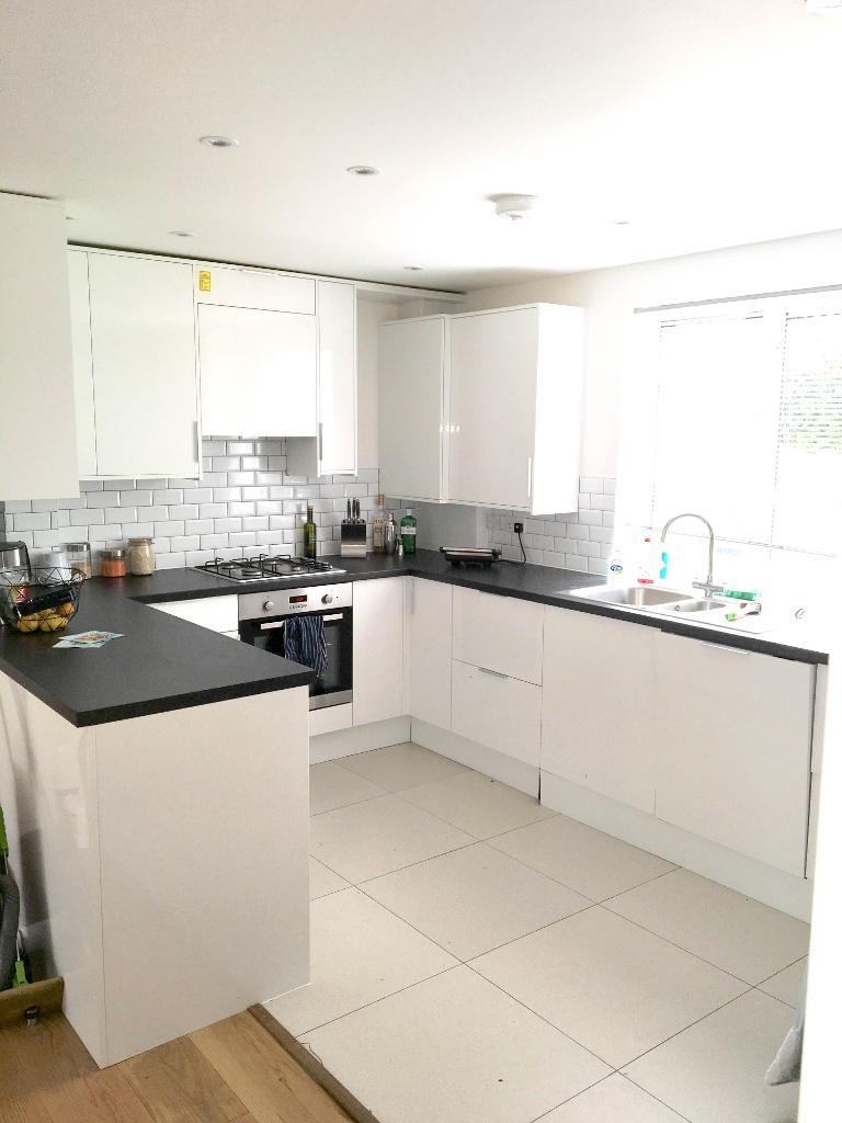 Lets_DoBusiness's tweet photo. Large #3bed #property to #rent in #ParsonsGreen #SW6 #let #property
https://t.co/IfD7SHx8eo https://t.co/Hp7BwiDaZ4