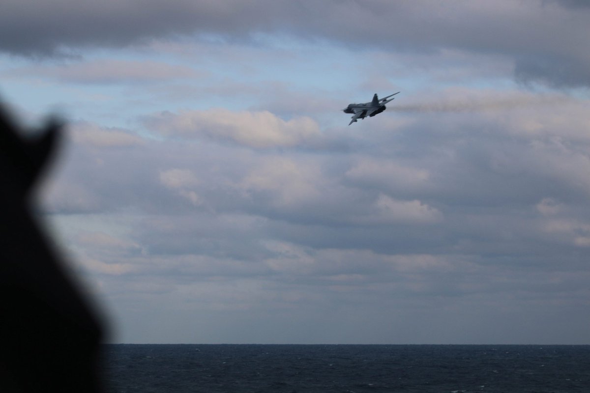 сша над черным морем