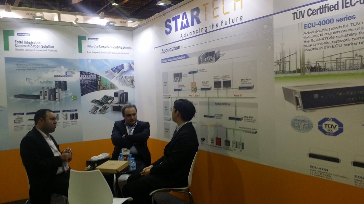 StarTechGCC's tweet photo. Last day with #MEE2017 with our Channel Partner #Advantech Mr. Tiger Yeh  Sales Manager Mohammed and MD Mr. Saffari. #meelectricity #DWTC. https://t.co/UGhIs00hOO
