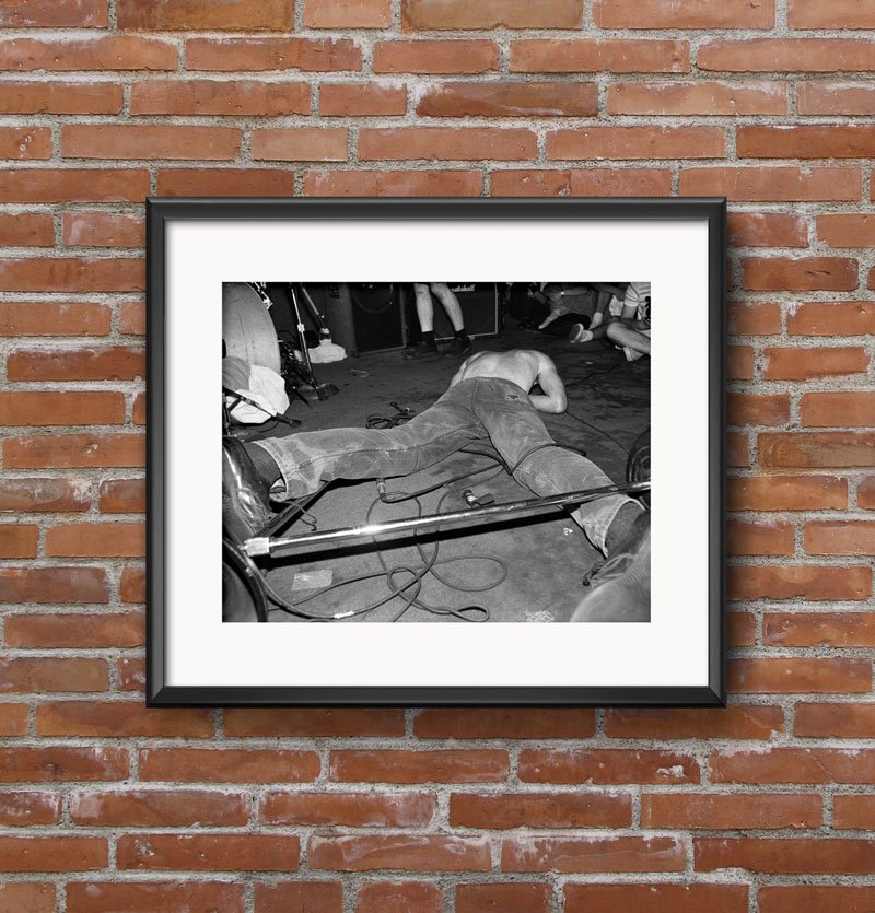 stafmagazine's tweet photo. #GUYPICCIOTTO de #FUGAZI fotografiado por JIM SAAH. 
las #fotos de #JIMSAAH estan disponibles en la #stafshop
https://t.co/IYR9WkvAxz https://t.co/rGwYPaiAEc
