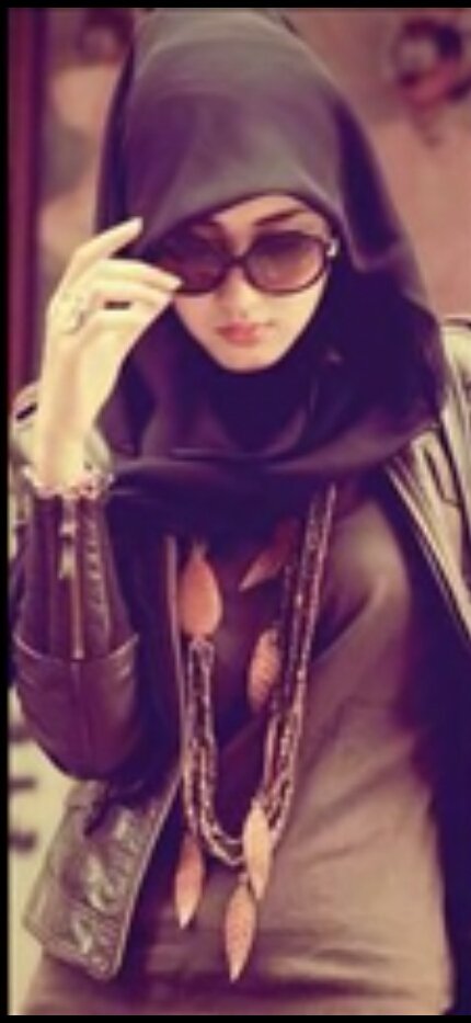 الناس يغيرون وجوههم كل يوم ;فلا تبحث عن قيمتك في وجوه الناس .😌