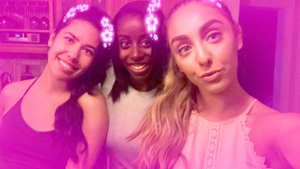 AlessiaMallozzi's tweet photo. Happy birthday to my forever Jamaican spider 🕷 love you so much @mariijarvis have a good one 💋❤🎉 https://t.co/GsMGlZOW7z