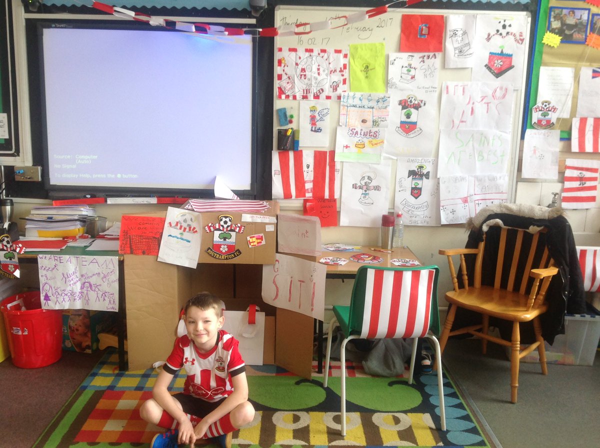 PEbassettgreen's tweet photo. Year 4 Badgers Class Saints display. #WearYourColours @SFC_Foundation @SouthamptonFC @bassettgreenps https://t.co/ULQXnZqFxL
