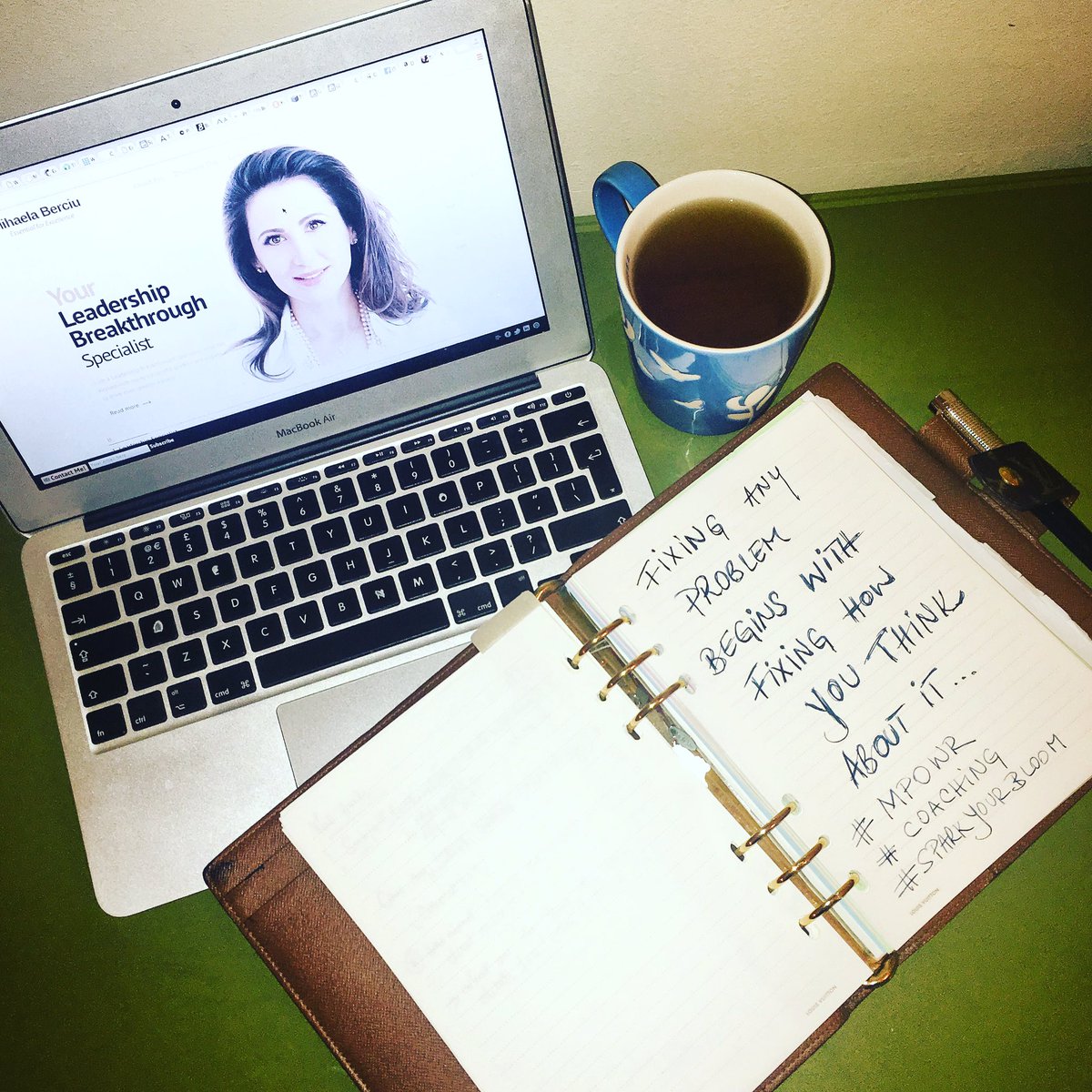 MihaelaBerciu's tweet photo. Fixing any problem begins with fixing how u think about it
#coaching #life #career #success #entrepreneur #workingmom #discoveryday #MPOWR https://t.co/kblqEWs7ot