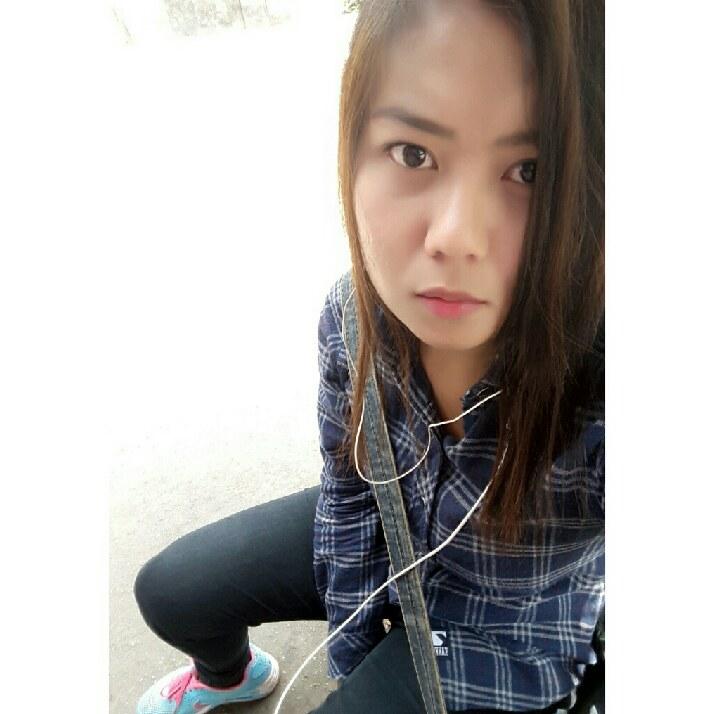 Mirnaks2406's tweet photo. Come hangout with me on #BIGOLIVE. https://t.co/cuuAQ4TLLb https://t.co/7uubdrXd0i