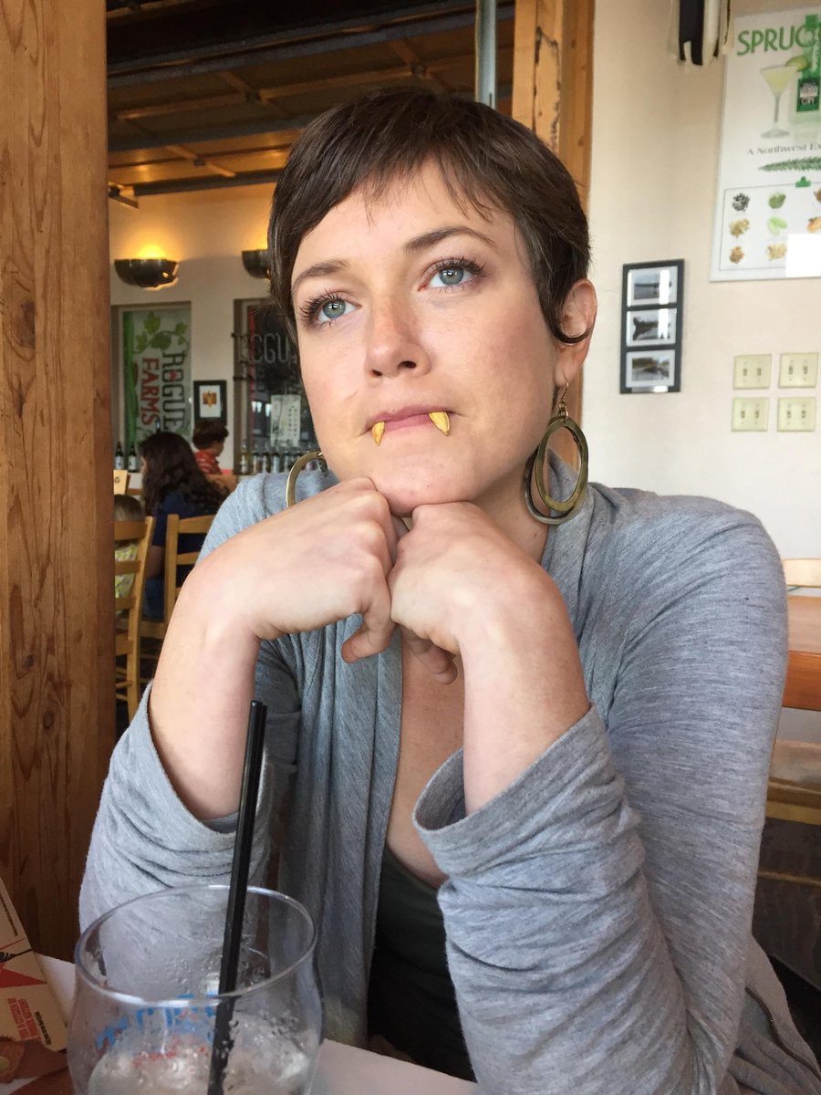 sharonaf's tweet photo. I've recently added this as a dating profile pic. Hot stuff, amirite? https://t.co/ohgmjudgKH