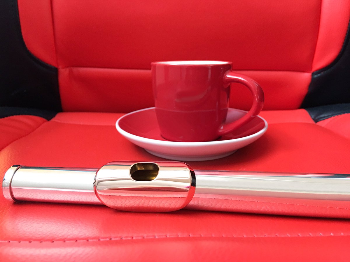 flute's tweet photo. Ooooerrrrr....I now realise that on occasion, 'loud' can be visual rather than auditory! #RedOverload #coffee #fluteplayer https://t.co/b3GuI3FOJx