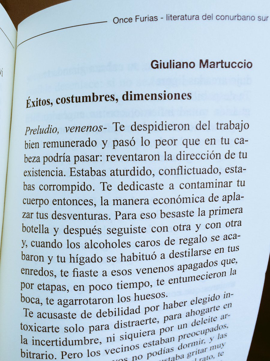 ESubsur's tweet photo. ⏰ ¿Te suena?
Un adelanto de "Éxitos, costumbres, dimensiones" de Giuliano Martuccio en Once furias. https://t.co/2H9J14nsDs