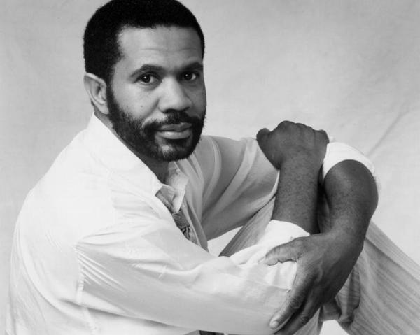 HAPPY BIRTHDAY LENNY WILLIAMS! CAUSE I LOVE YOU .   