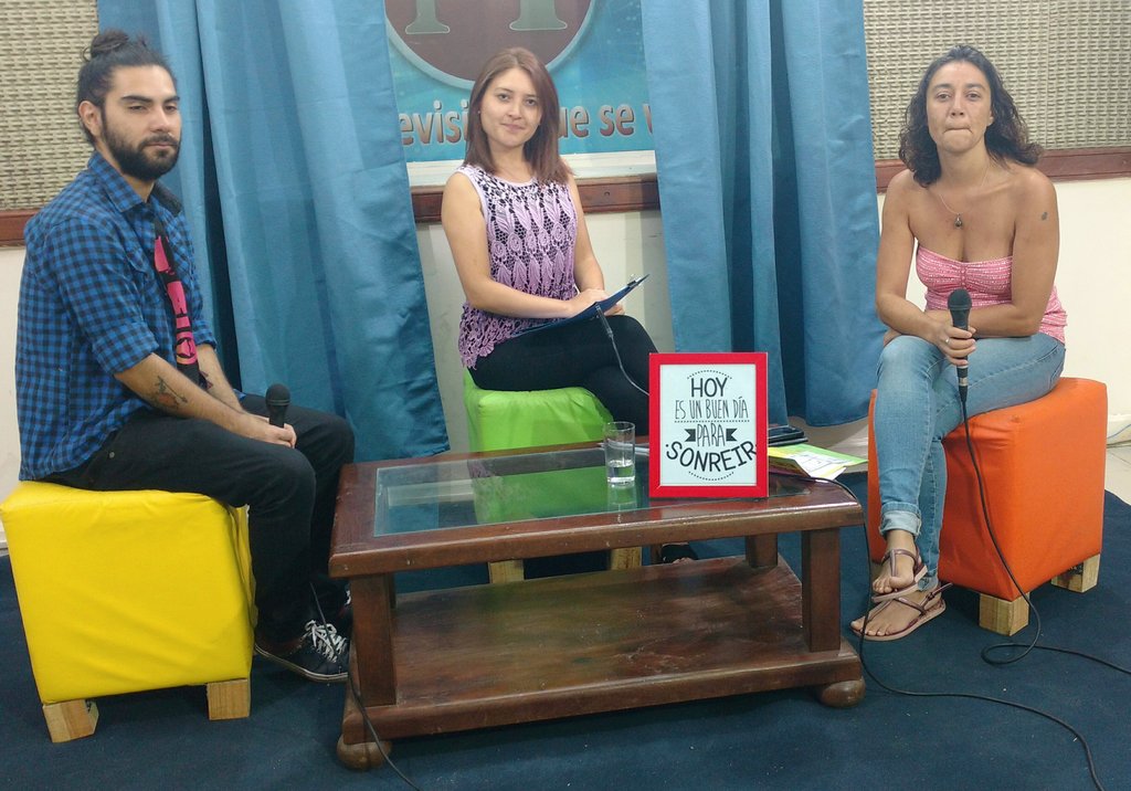 En #AMediaMañana nos visitan los chicos del proyecto #DimensionesIntermitentes