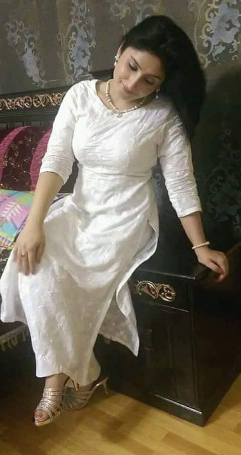 ترتسم البسمه   حين تسمع  خبر 
يفرح كلبك