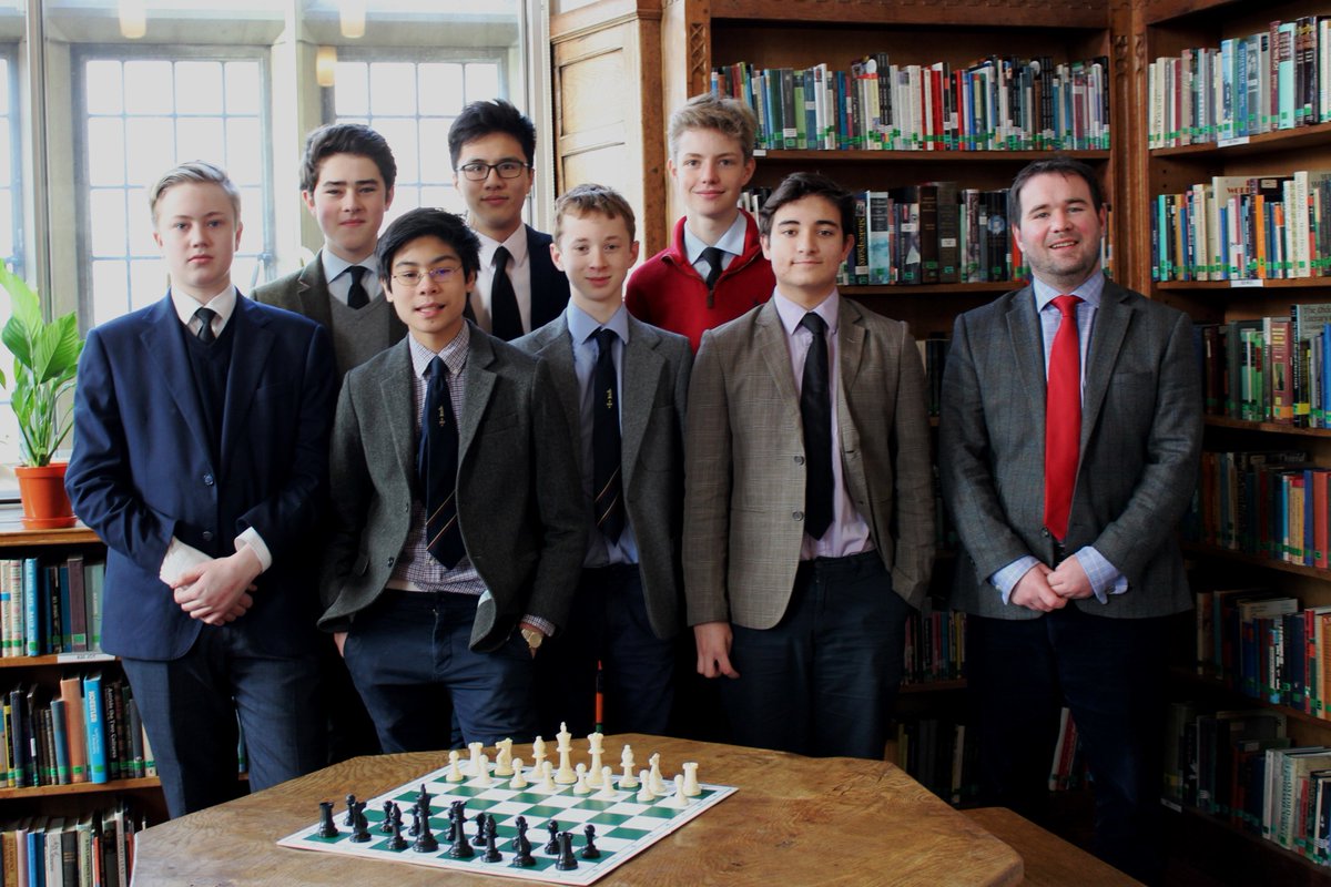 TheChessShopUK's tweet photo. @AmpleforthColl chess team, congratulations on qualifying for the @2020chess national super finals #chess #2020chess #chessnews https://t.co/M8nakiyjmE