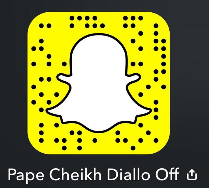 Papecheikhdial's tweet photo. Vous pouvez me suivre sur #SNAPCHAT #Kebetu @khady_bijou  #Gfm #Senegal https://t.co/FFG9hHzTlr