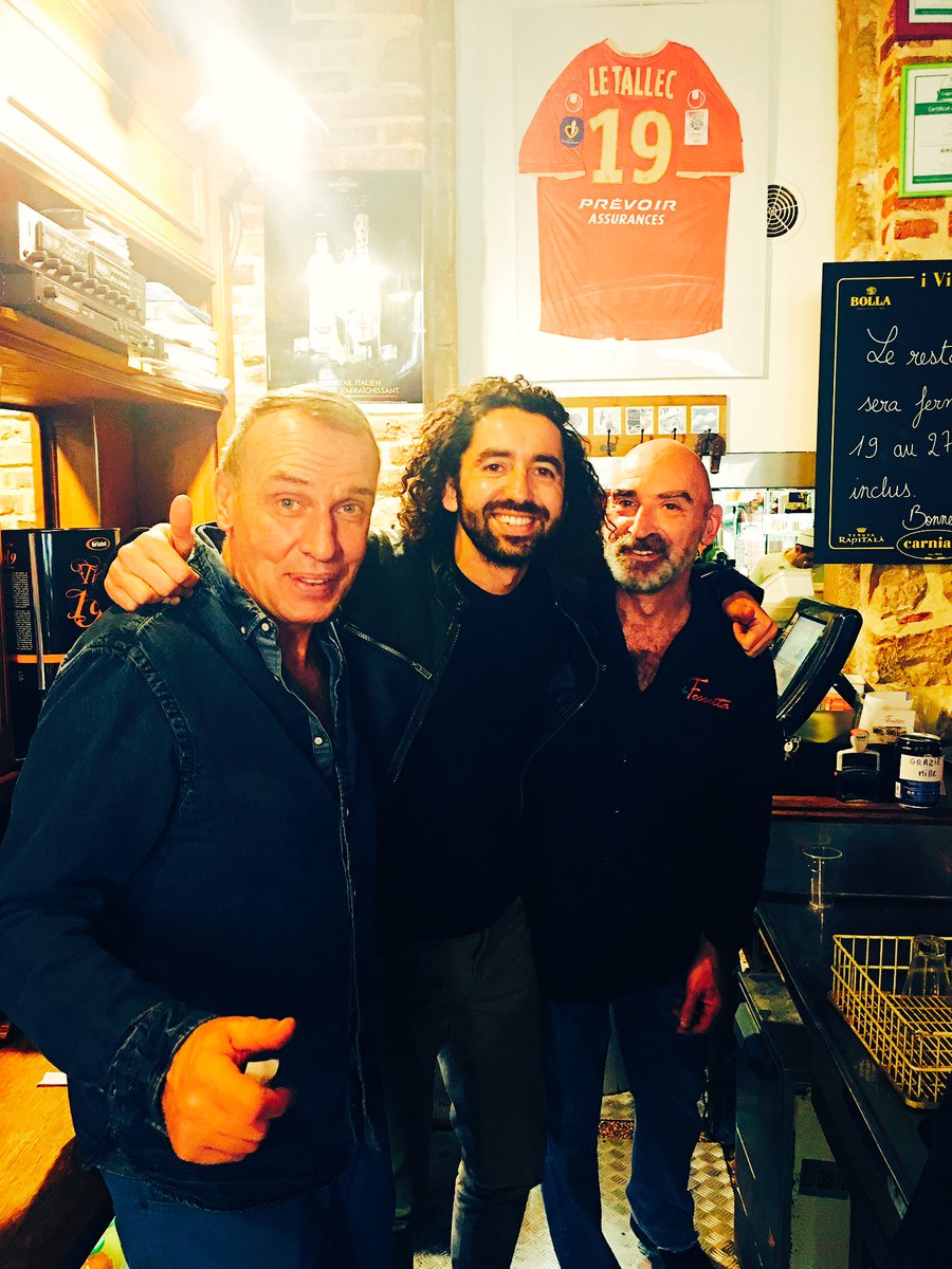 migueldelecourt's tweet photo. Bruno et Jean Luc te passent le bonjour @toons19va ! 🍕👍👕#Fossetta https://t.co/ufa5XLiowG