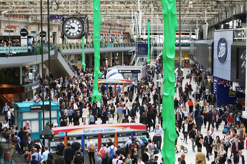 JCDecaux_UK's tweet photo. Friday's deadline is getting closer - vote for us in @Creativepool's #Annual2017! https://t.co/60hAmwvlKq  #GhostbustersWaterloo #Hibernot https://t.co/TZzTf0PwGe