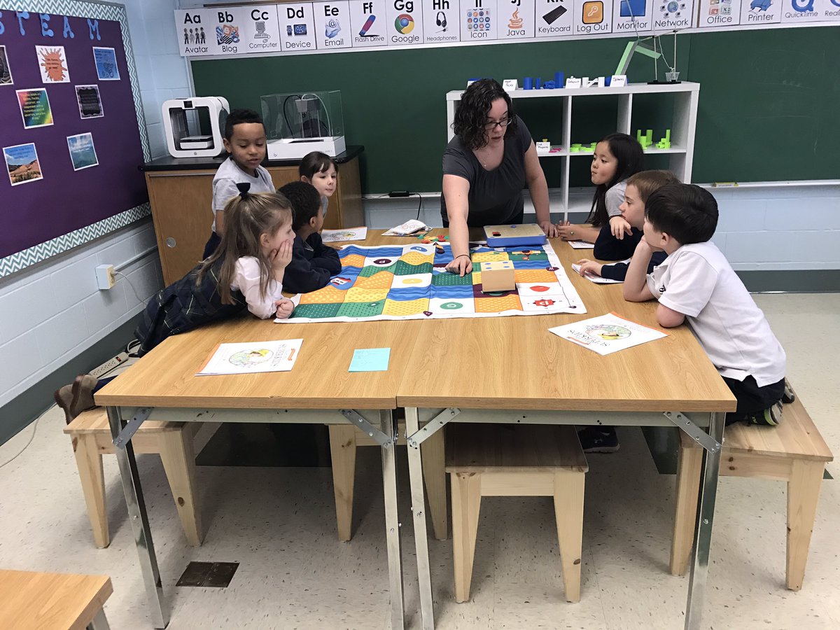 schoolstjoanarc's tweet photo. SJA Kindergarten students work with Cubeto and coding in the Innovation Lab. @ArchbaltSchools #STEM https://t.co/1hDgMxaCFw