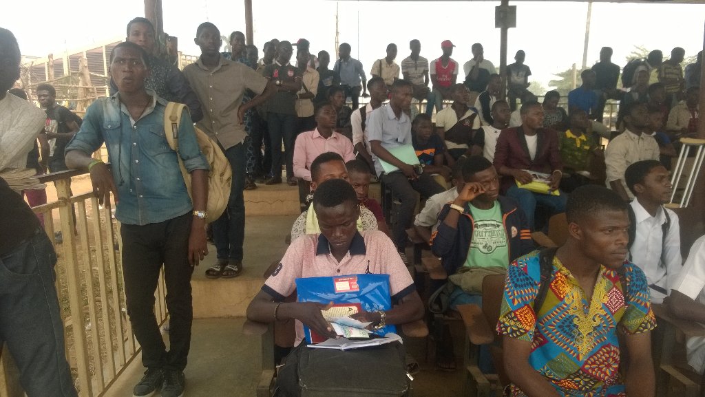 SUGpolyibadan's tweet photo. The  cross section of spectators @ the ongoing orientation match https://t.co/8hP47G90MA