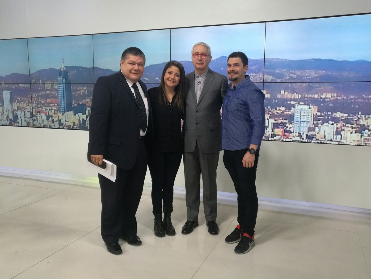 OnceNoticiasTV's tweet photo. #PaulaCorpus y #ErickTejeda nos hablaron de la nueva temporada de #ALaCachiCachiPorra; este sábado 18 de febrero por @CanalOnceTV https://t.co/4YOGgGogEG