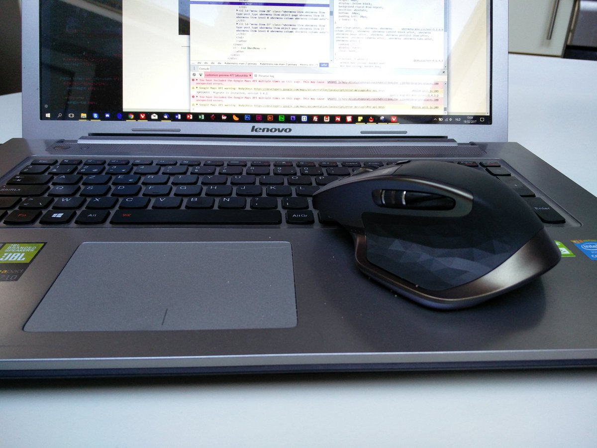 Root_digital's tweet image. Once you go muis-backside-scroll-dingske you never to back #horizontalScrolling #whereHaveYouBeenAllMyLife @LogitechBeLux #LogitechMxMaster