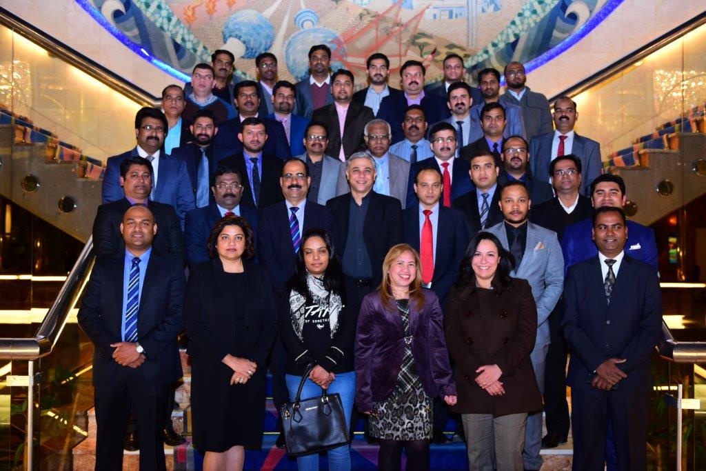 SudheshGiriyan's tweet photo. #Conclave2016 recognized &amp; felicitated the zeal &amp; the undying support of @Xpress_Money agent partners in #Qatar &amp; #Kuwait #Throwbackthursday https://t.co/8ySufcme7n