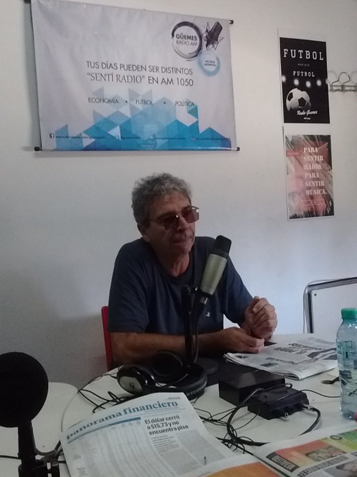 Guemes1050's tweet photo. #BuenJueves @ignaciocopani  en #LaGuemes #SentiRadio https://t.co/XpYm1SOmgt