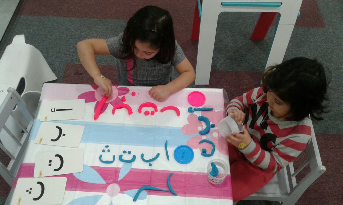 PomegranateTeam's tweet photo. Learn Through Play. 
Children learning Arabic. 
#LiveLoveLearn #SeedsOfKnowledge #Children #Color #MyDubai #Barsha1 https://t.co/Ok4VsYEE1d
